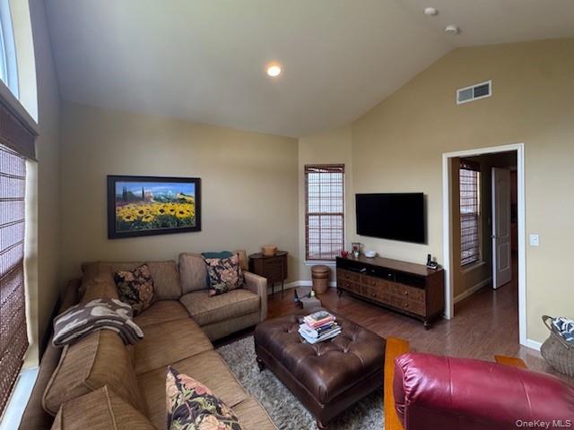 Condo Constantine Suffolk County, NY 11766, MLS-975826-22