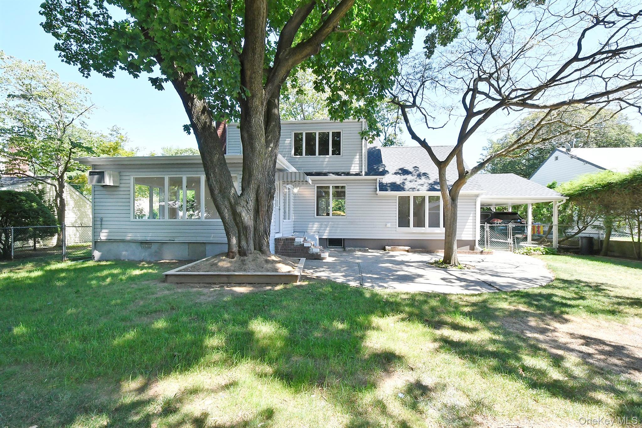 Single Family Koster  Suffolk County, NY 11746, MLS-975835-18