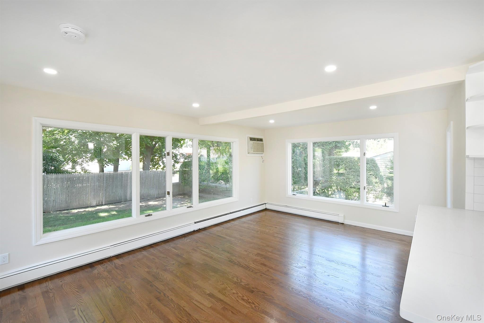 Single Family Koster  Suffolk County, NY 11746, MLS-975835-8