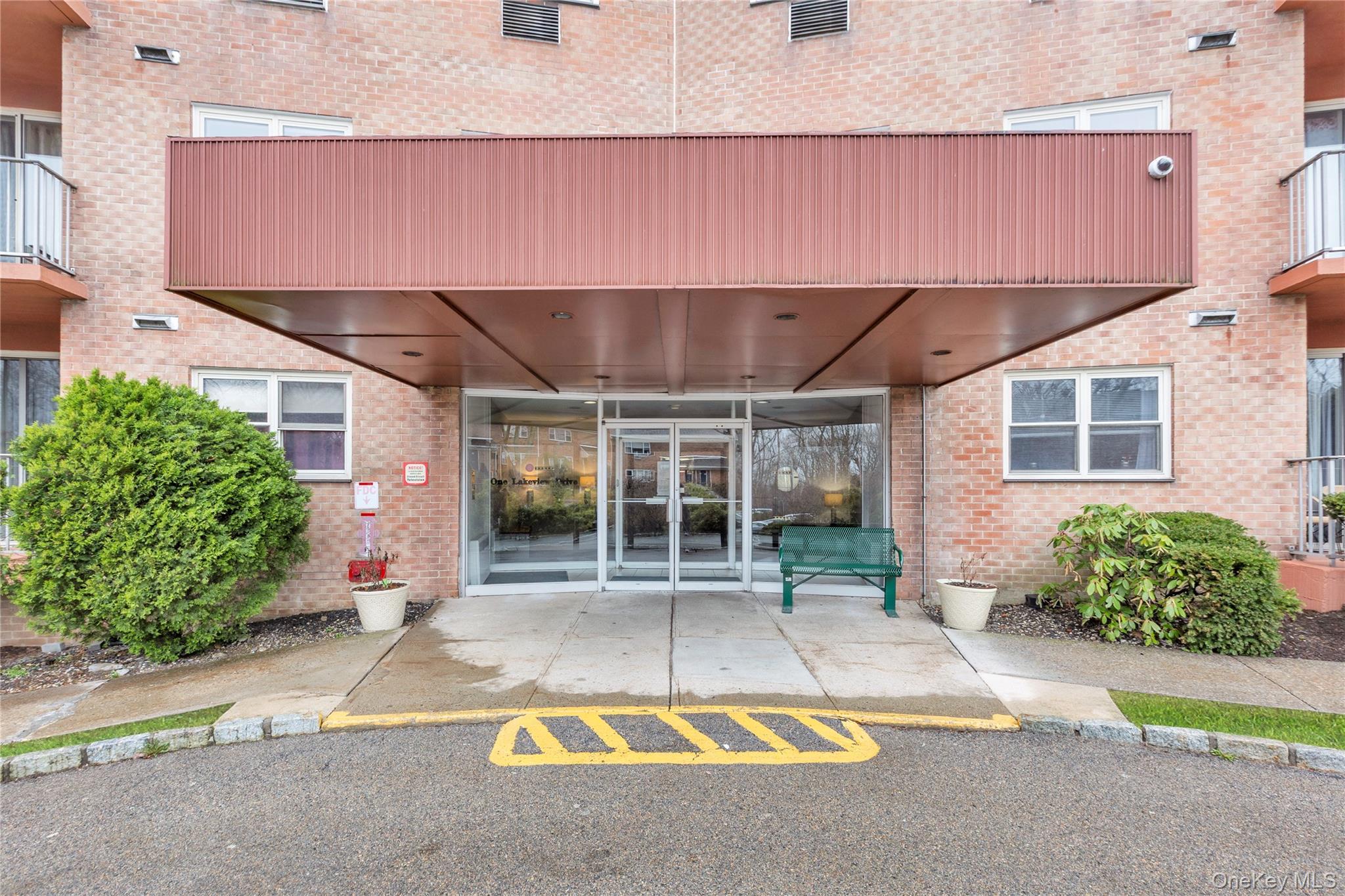 Coop Lakeview  Westchester County, NY 10566, MLS-975838-24