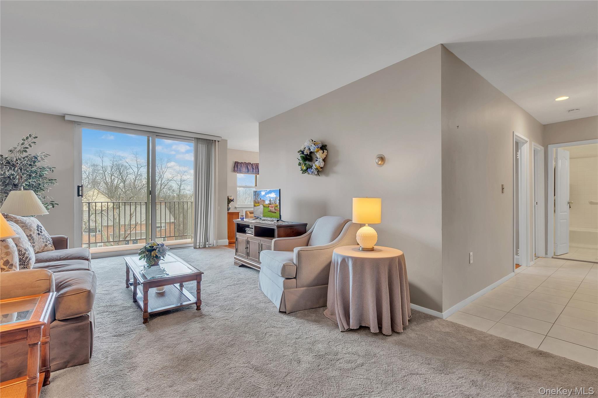 Coop Lakeview  Westchester County, NY 10566, MLS-975838-4