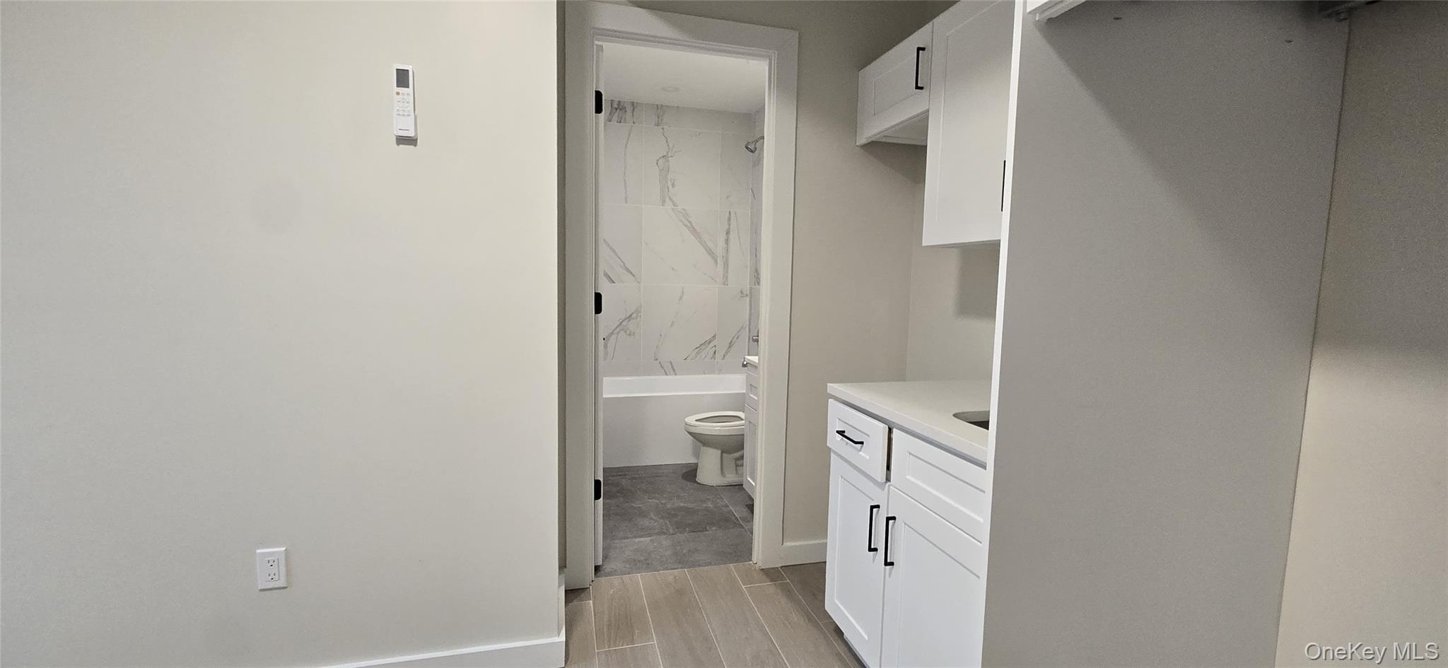 Single Family Davidson  Bronx, NY 10468, MLS-975845-4