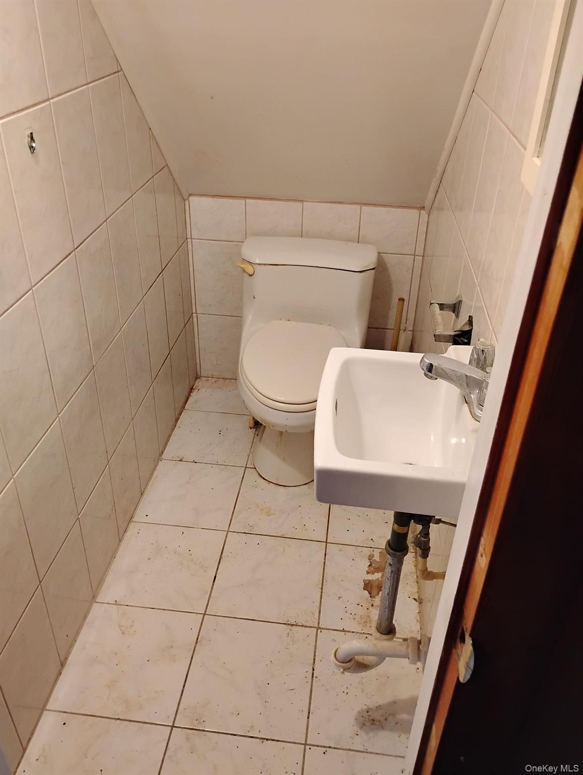 Single Family Swallow  Out Of Area, NY 18324, MLS-975860-15