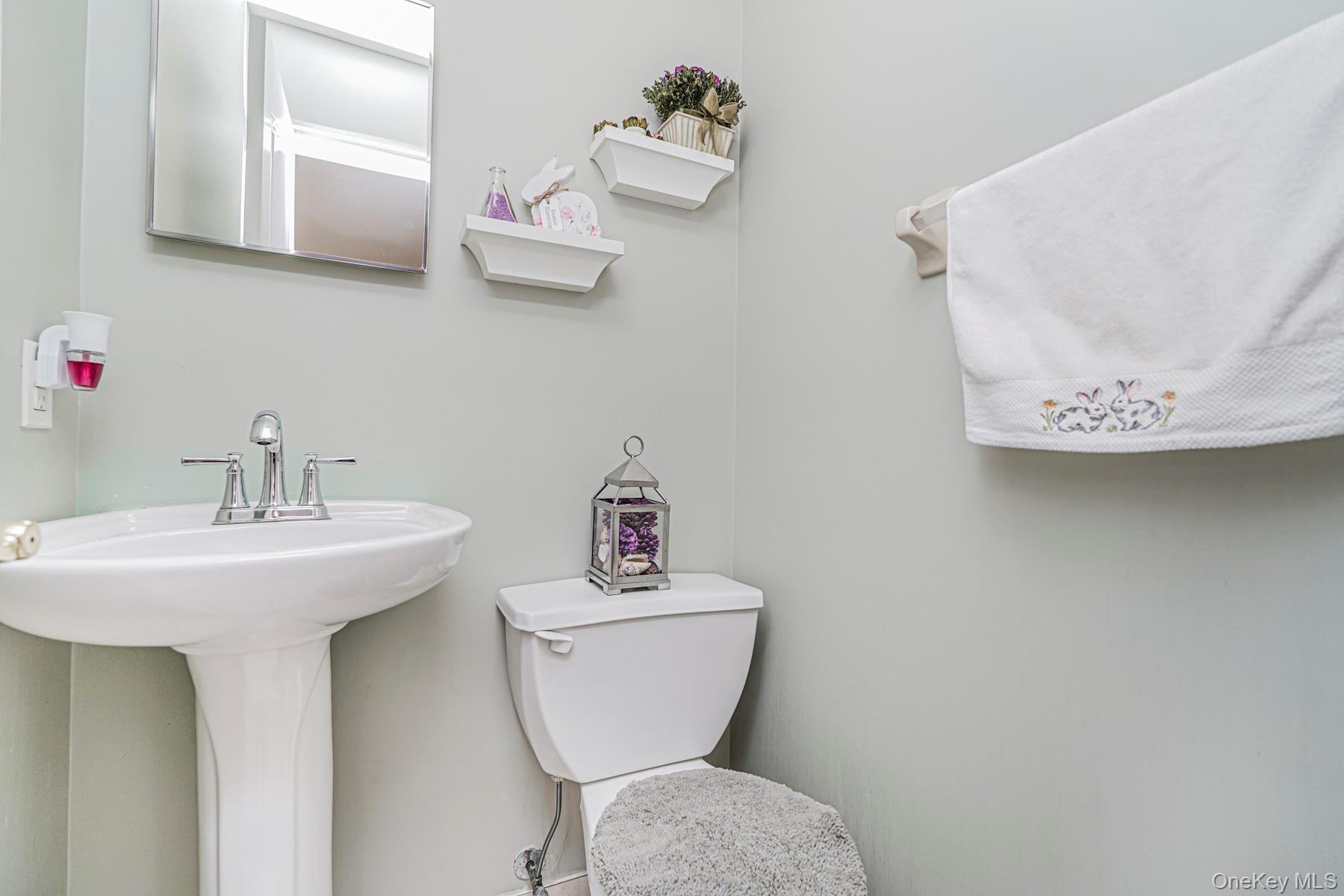 Single Family Dunhill  Staten Island, NY 10309, MLS-975883-10