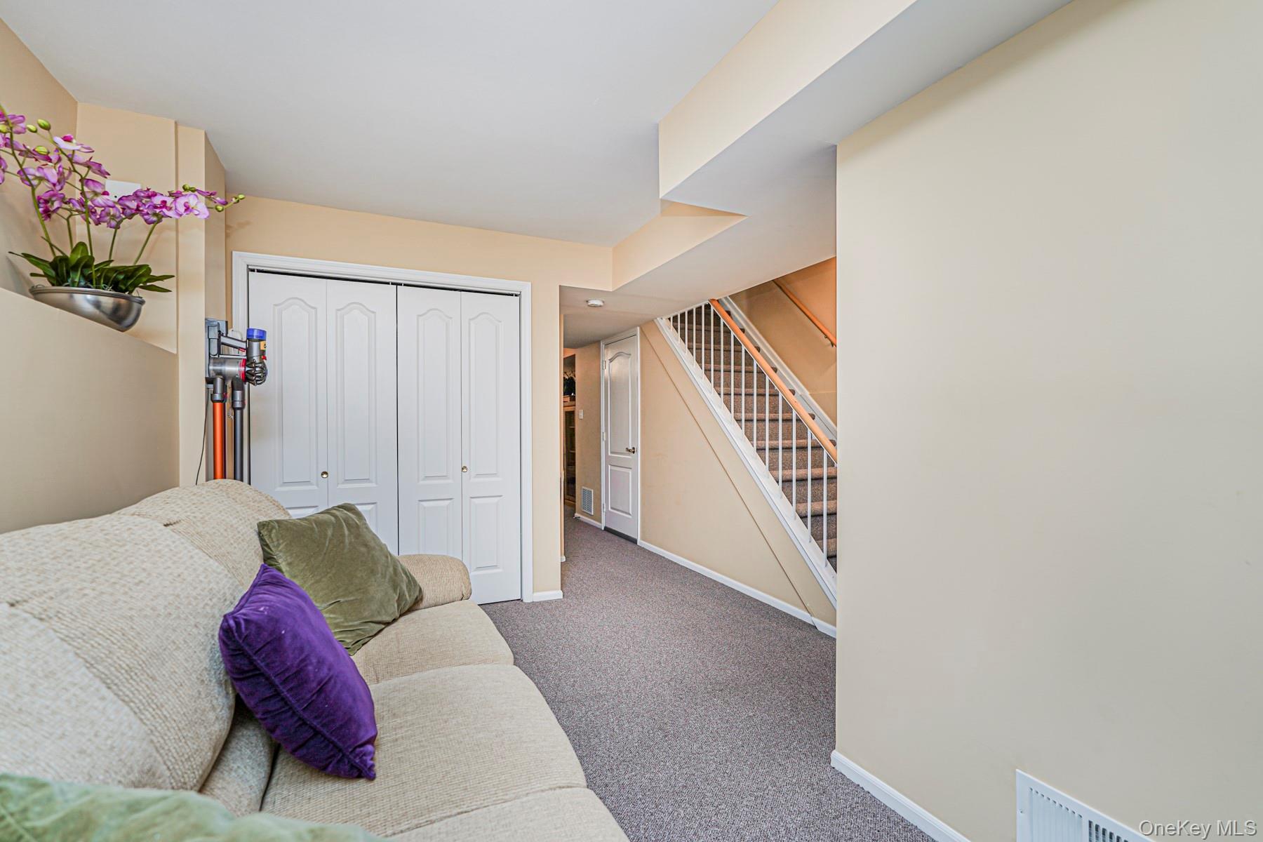 Single Family Dunhill  Staten Island, NY 10309, MLS-975883-22