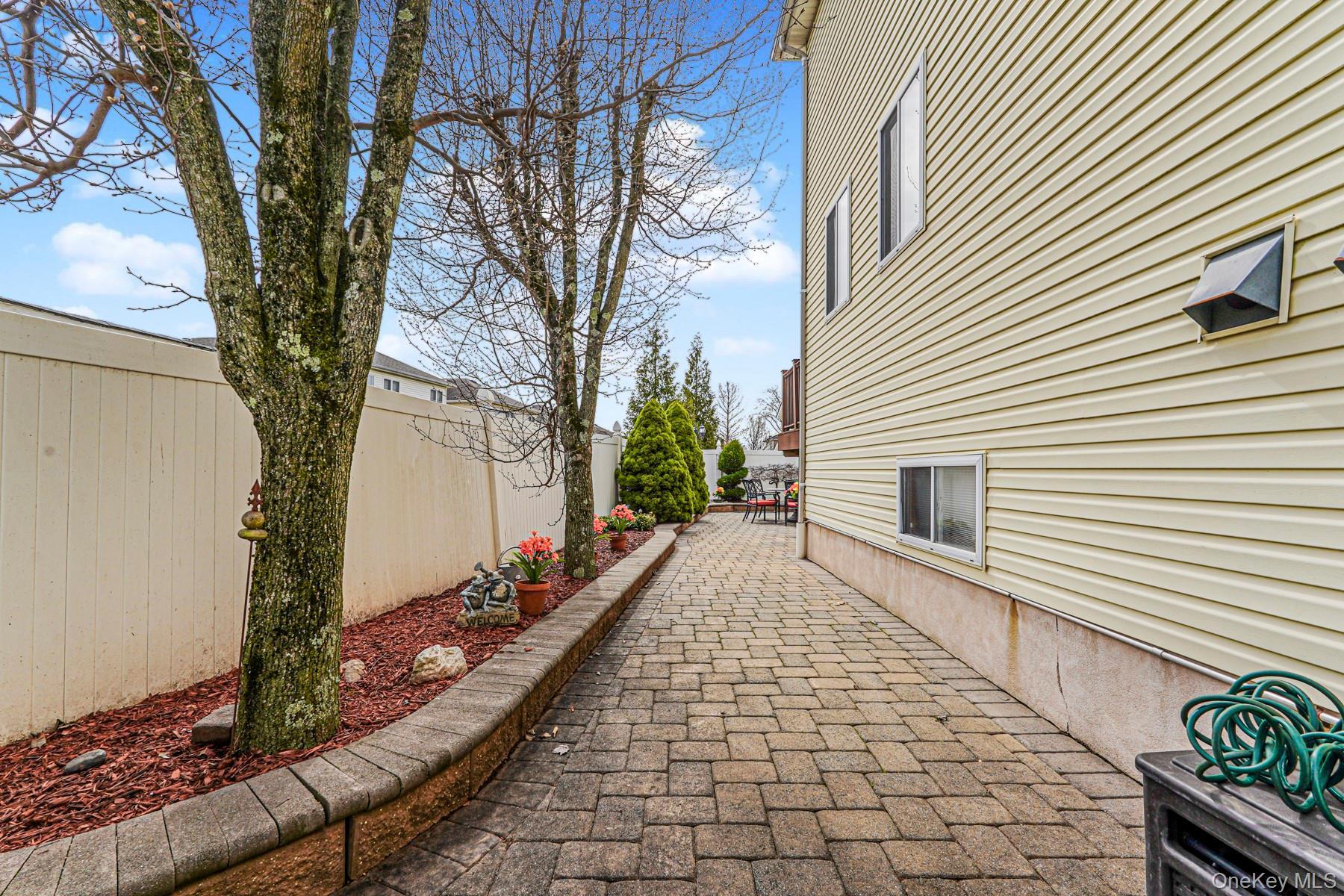 Single Family Dunhill  Staten Island, NY 10309, MLS-975883-27