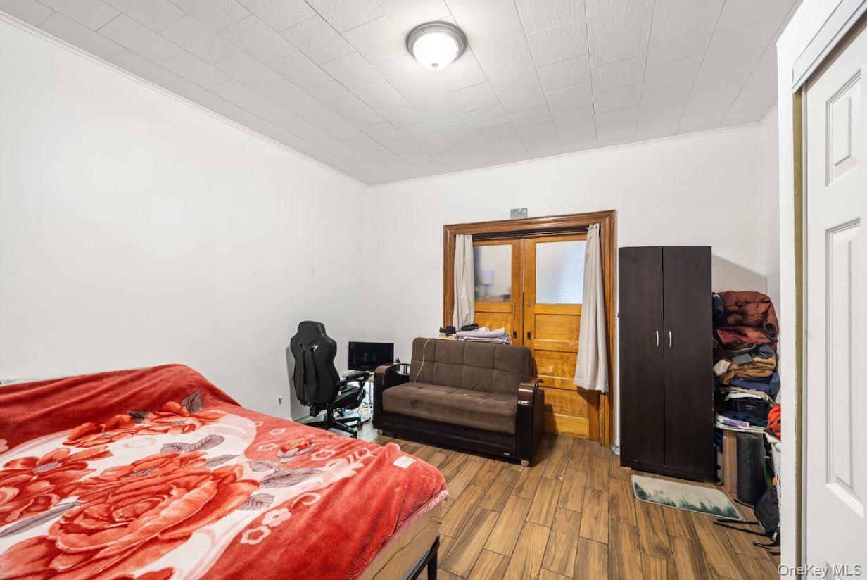 Single Family 69th  Queens, NY 11385, MLS-975886-12