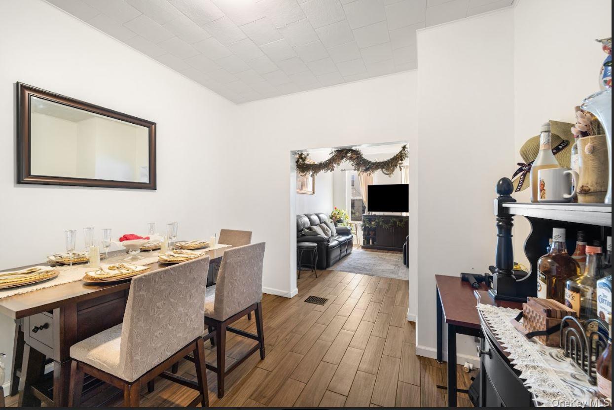 Single Family 69th  Queens, NY 11385, MLS-975886-6