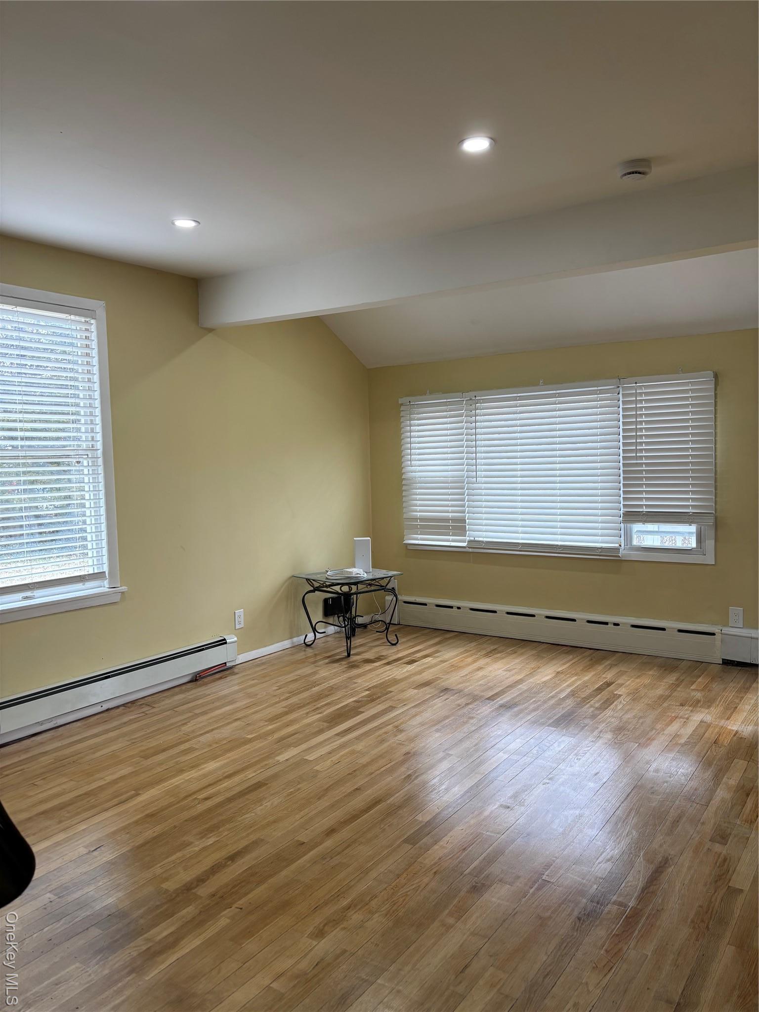 Single Family Roslyn  Suffolk County, NY 11752, MLS-975893-6