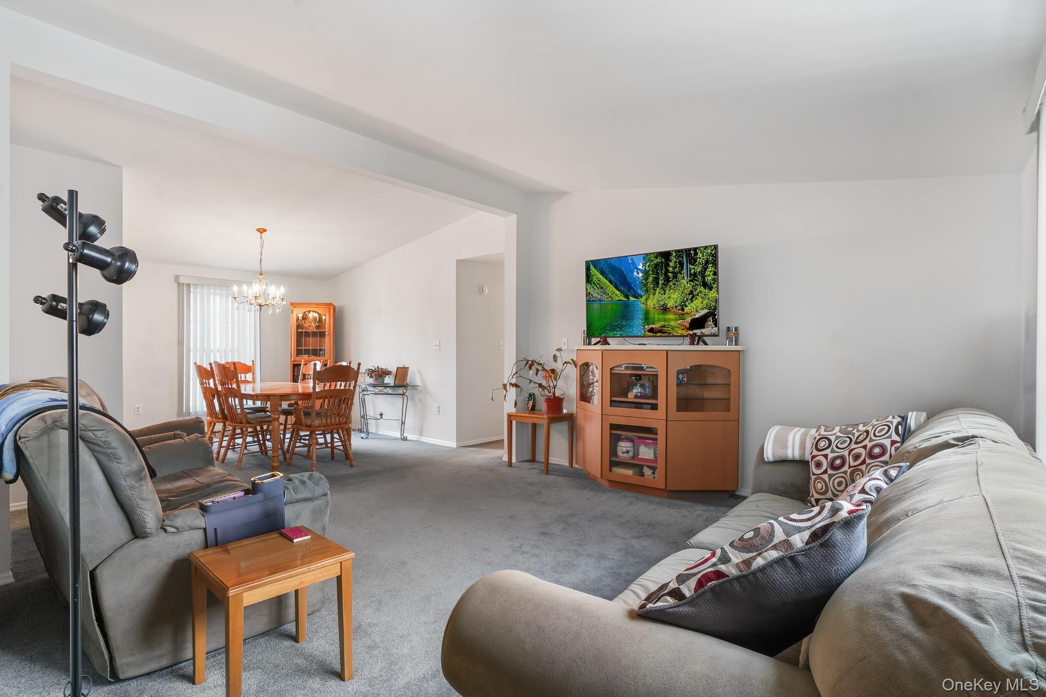 Single Family Vero  Dutchess County, NY 12603, MLS-975897-15