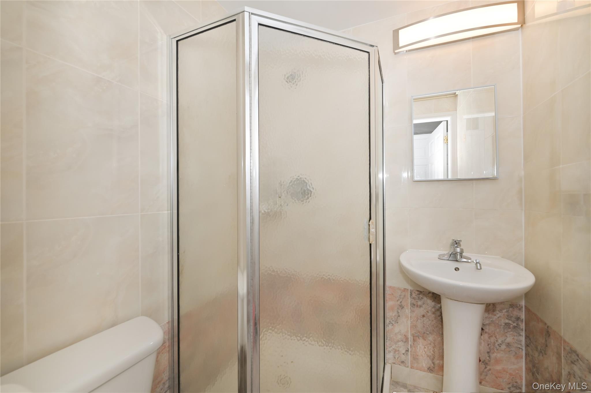 Condo Union  Queens, NY 11354, MLS-975900-17