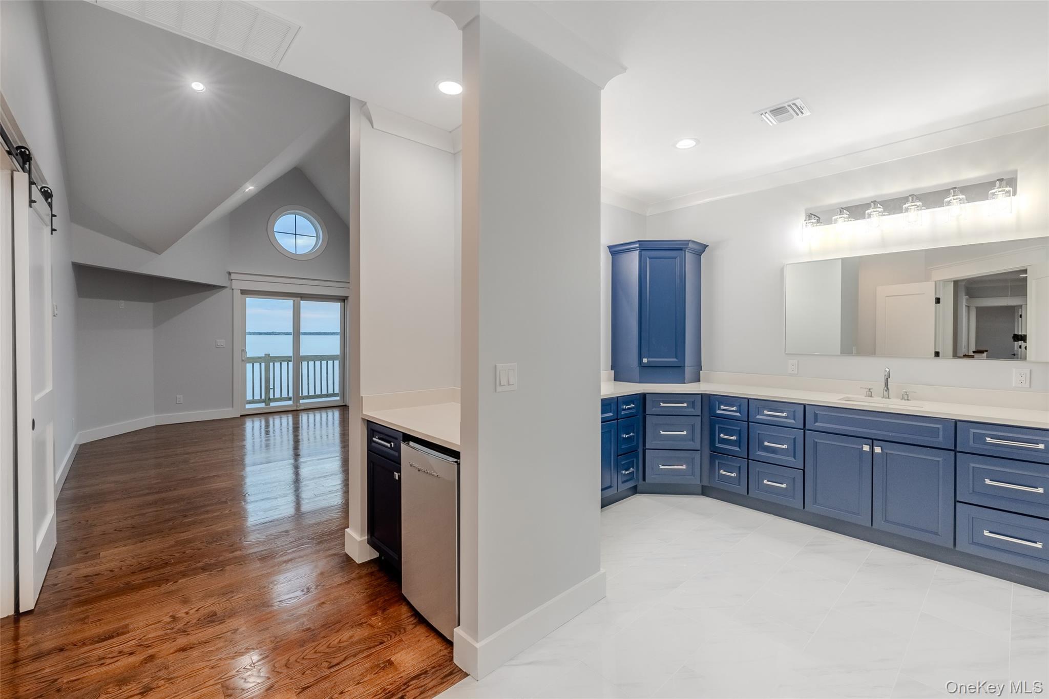 Single Family Grandview Drive  Suffolk County, NY 11967, MLS-975912-41