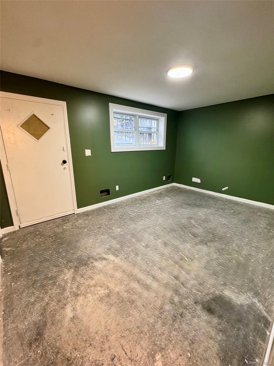 Apartment Van Siclen  Brooklyn, NY 11207, MLS-975917-3