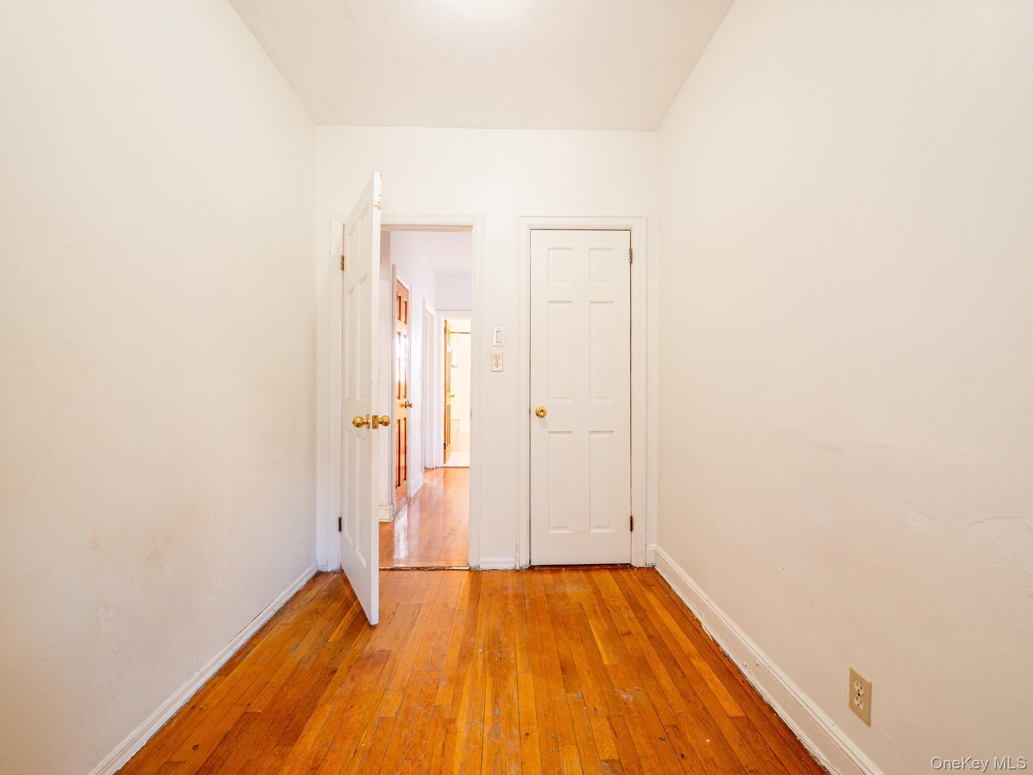 Single Family 67th Avenue  Queens, NY 11374, MLS-975919-20