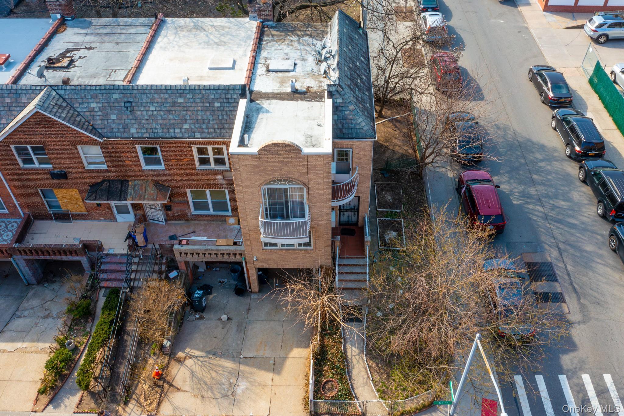 Single Family 67th Avenue  Queens, NY 11374, MLS-975919-4