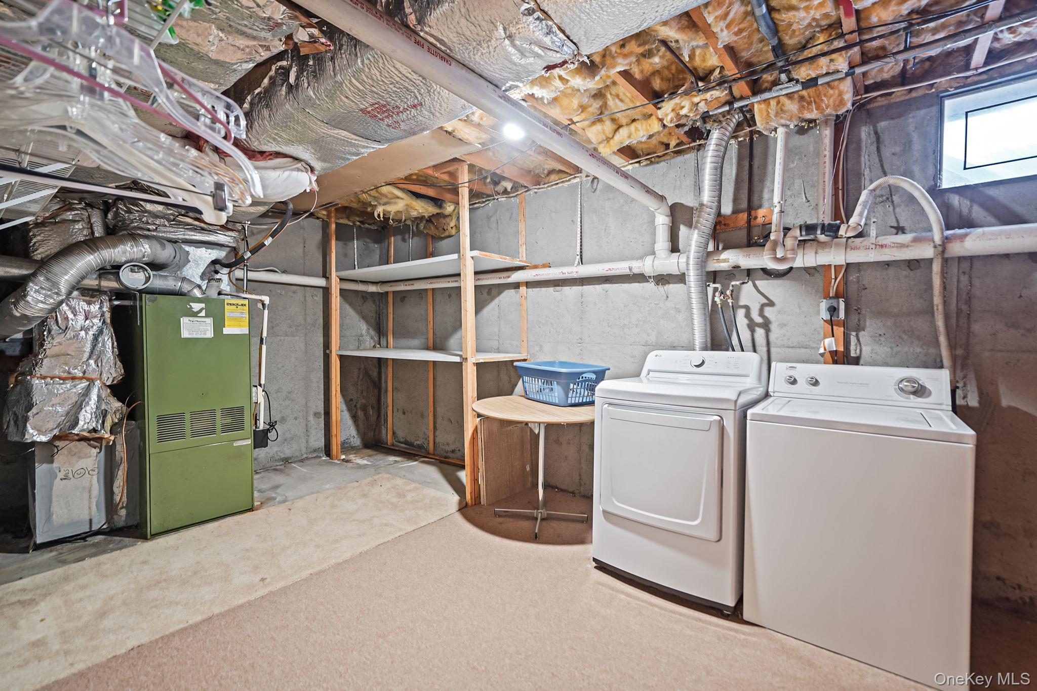 Condo Huntington Commons  Suffolk County, NY 11980, MLS-975964-29