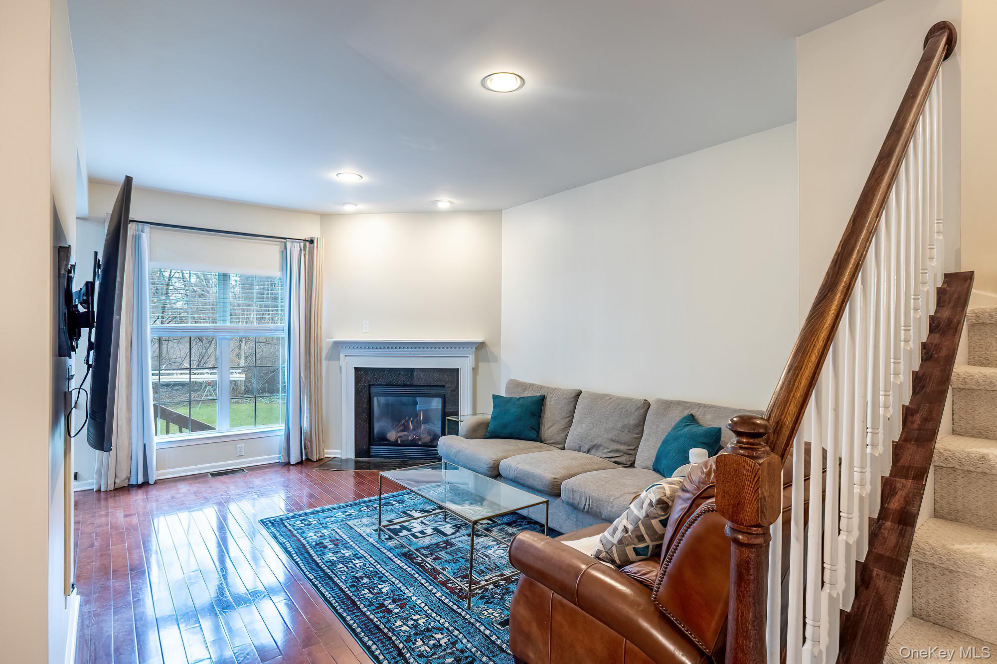 Condo Huntington Dutchess County, NY 12524, MLS-975969-14