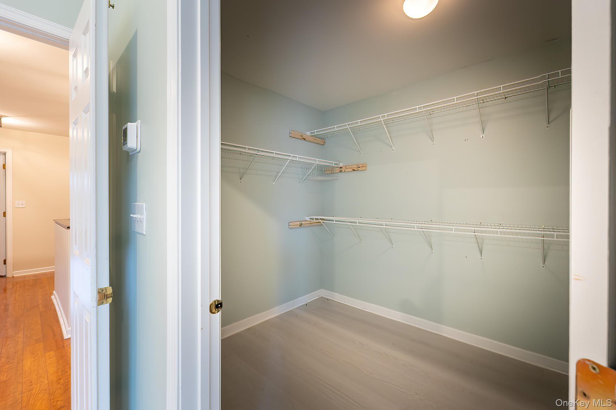 Condo Huntington Dutchess County, NY 12524, MLS-975969-23