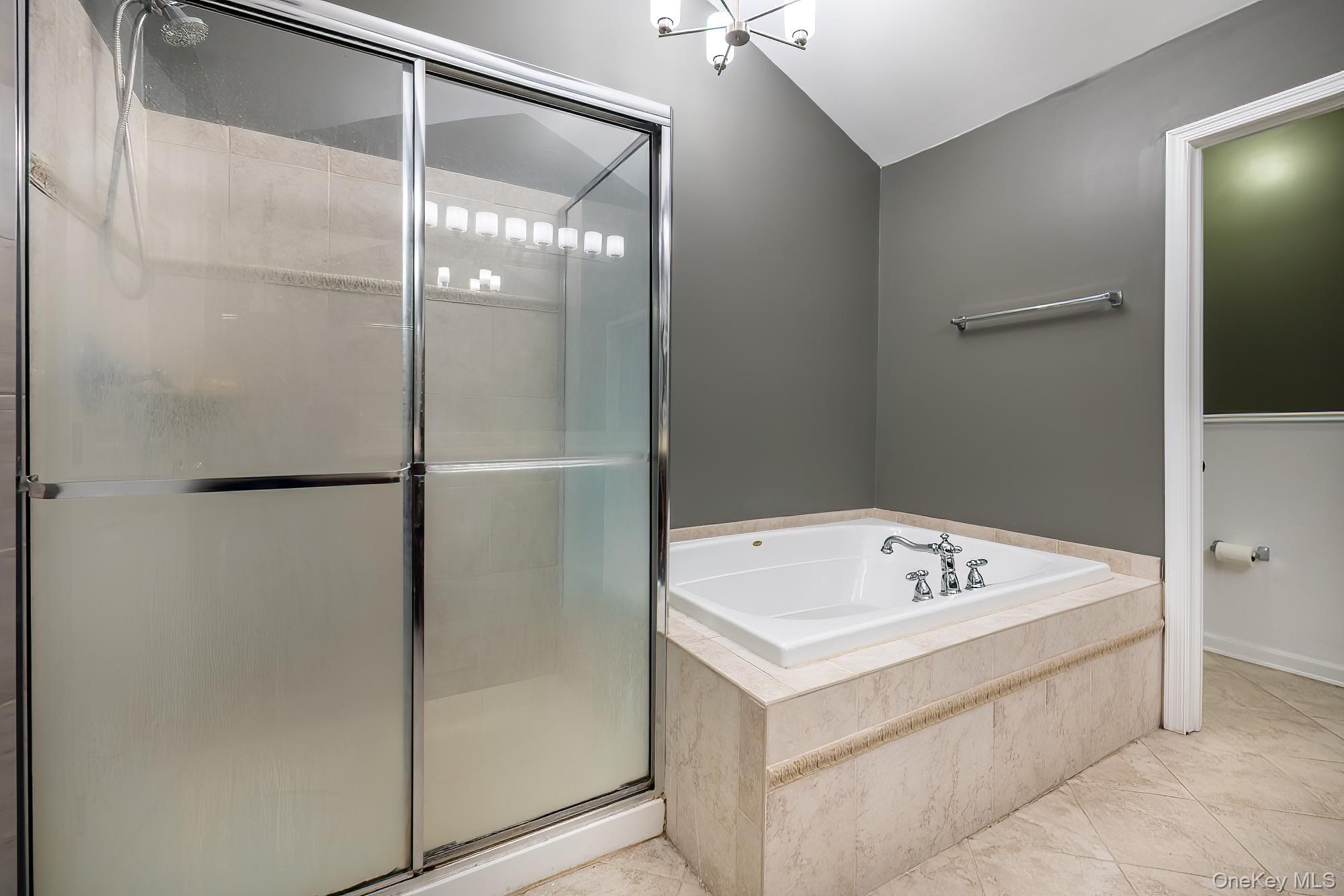 Condo Huntington Dutchess County, NY 12524, MLS-975969-28