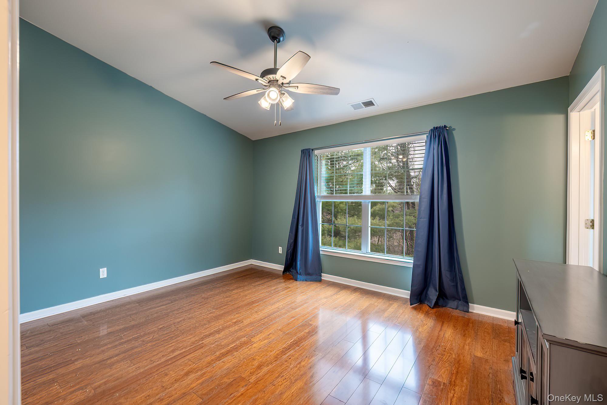 Condo Huntington Dutchess County, NY 12524, MLS-975969-33