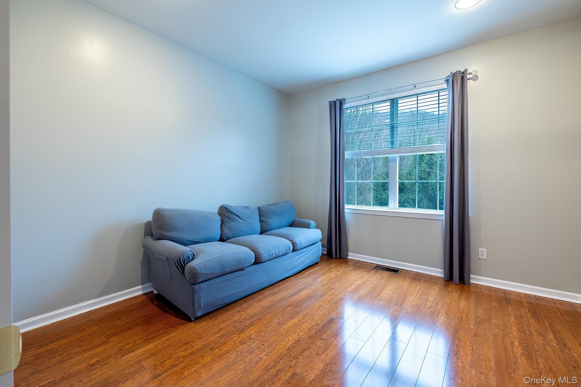 Condo Huntington Dutchess County, NY 12524, MLS-975969-6