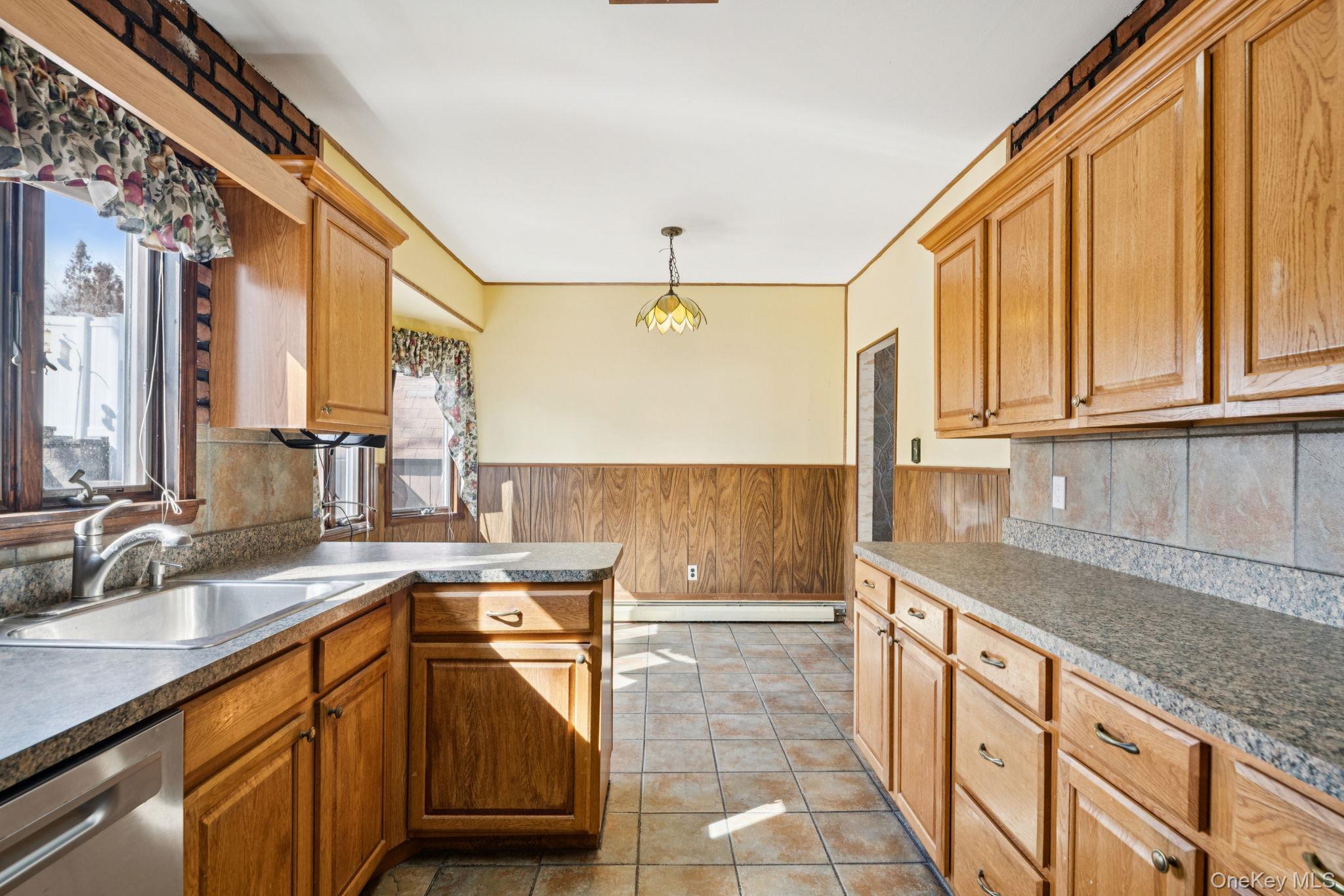 Single Family Cherry  Suffolk County, NY 11784, MLS-975975-18