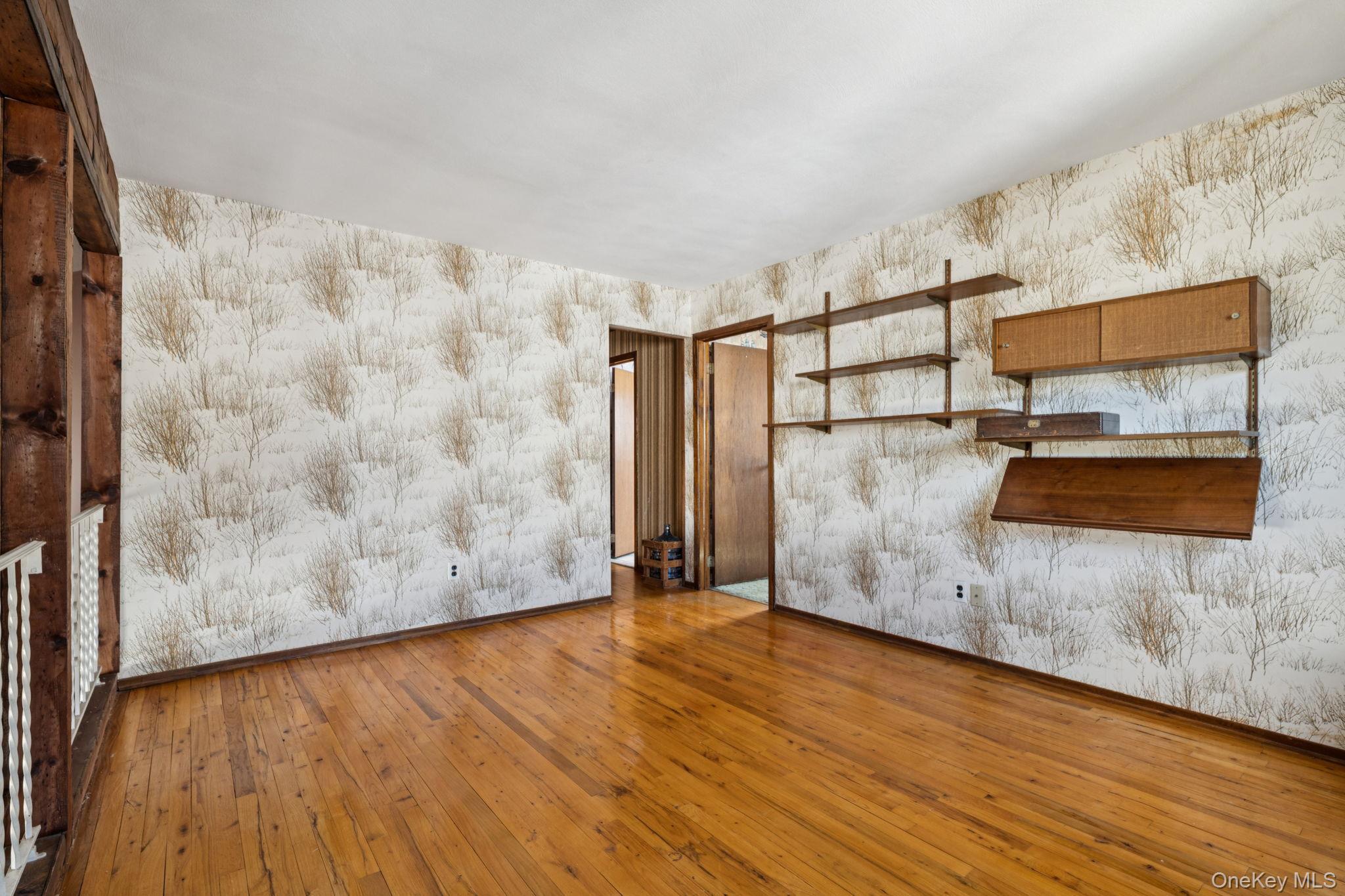 Single Family Cherry  Suffolk County, NY 11784, MLS-975975-26