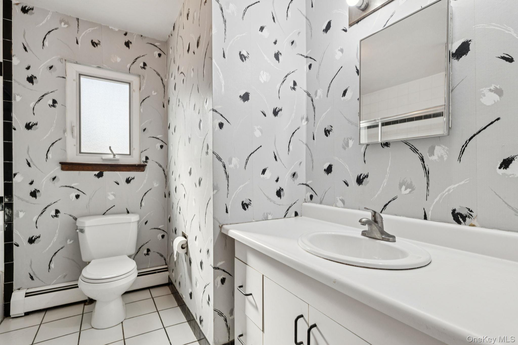 Single Family Cherry  Suffolk County, NY 11784, MLS-975975-29