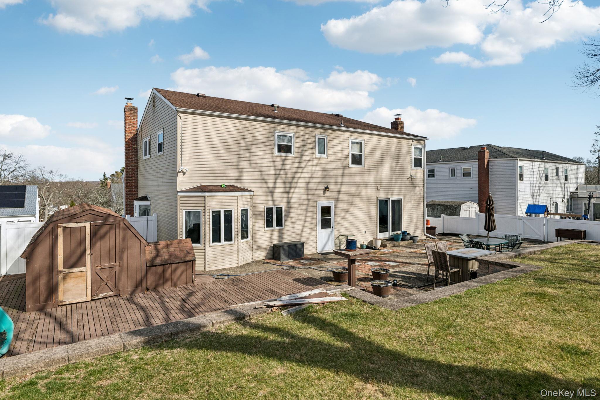 Single Family Cherry  Suffolk County, NY 11784, MLS-975975-45