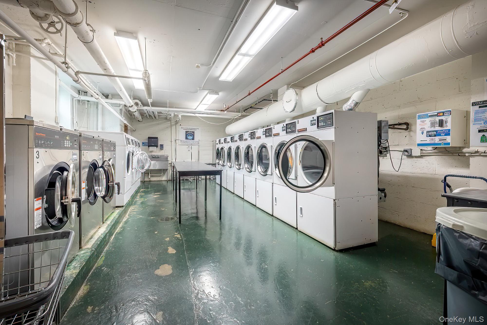 Coop Knolls Bronx, NY 10463, MLS-975979-21