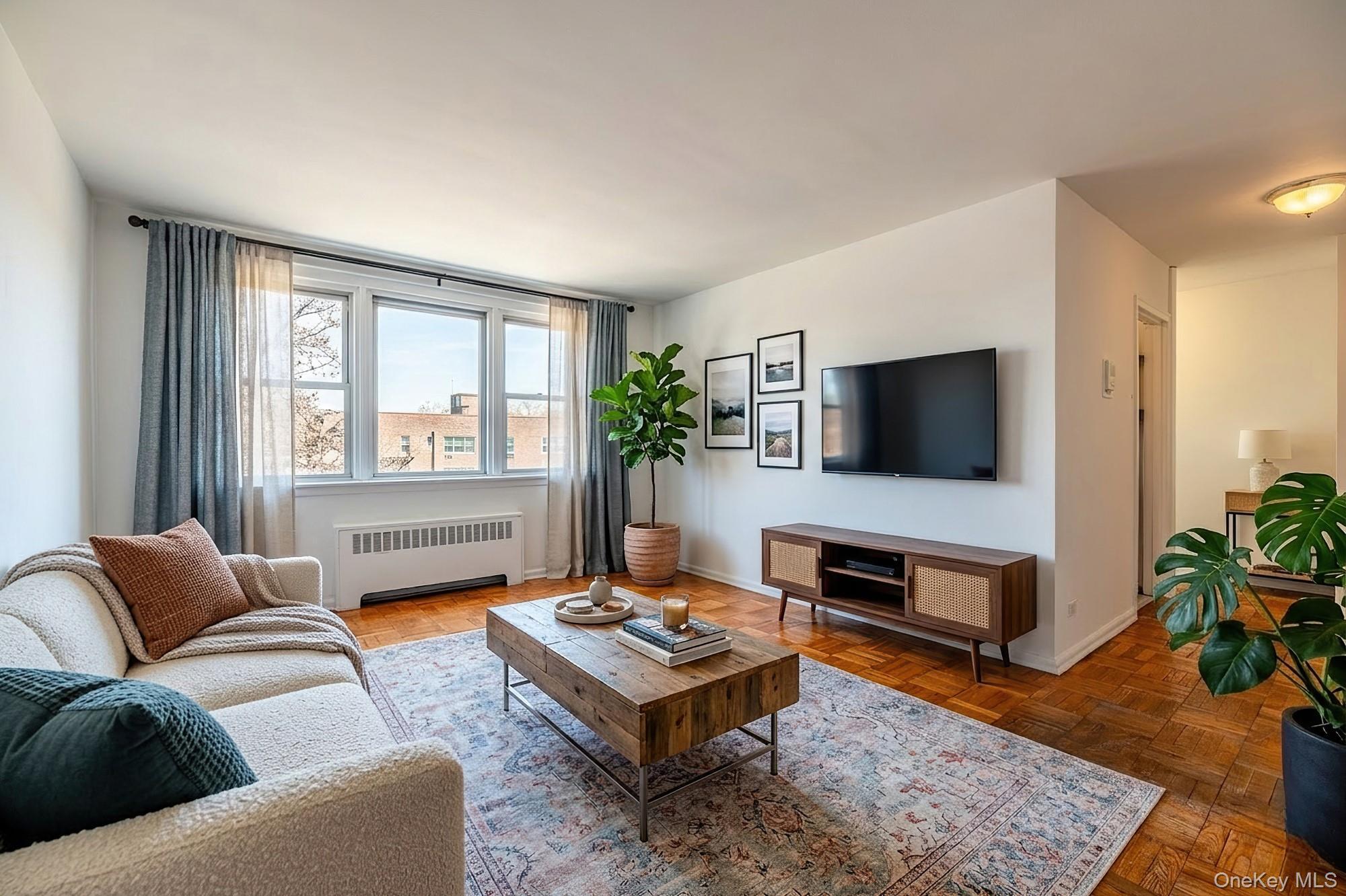 Coop Knolls Bronx, NY 10463, MLS-975979-4