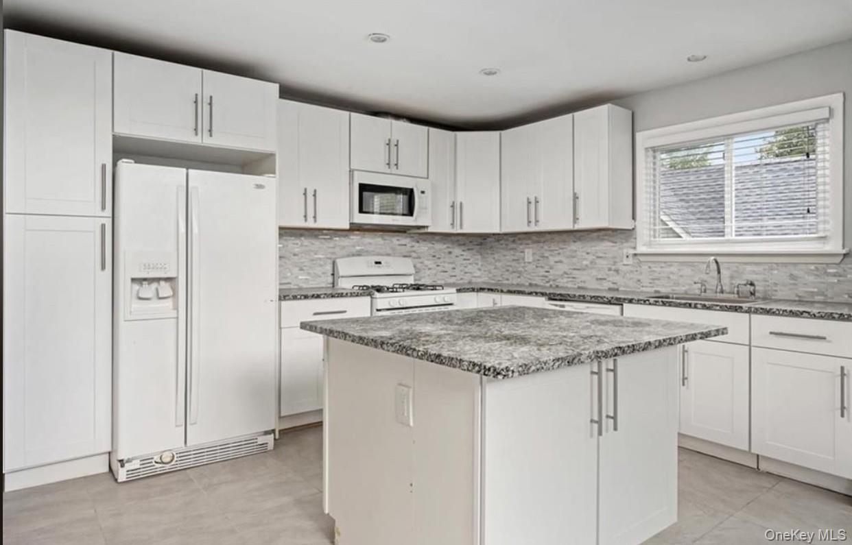 Single Family Kipling Street  Westchester County, NY 10530, MLS-975998-7