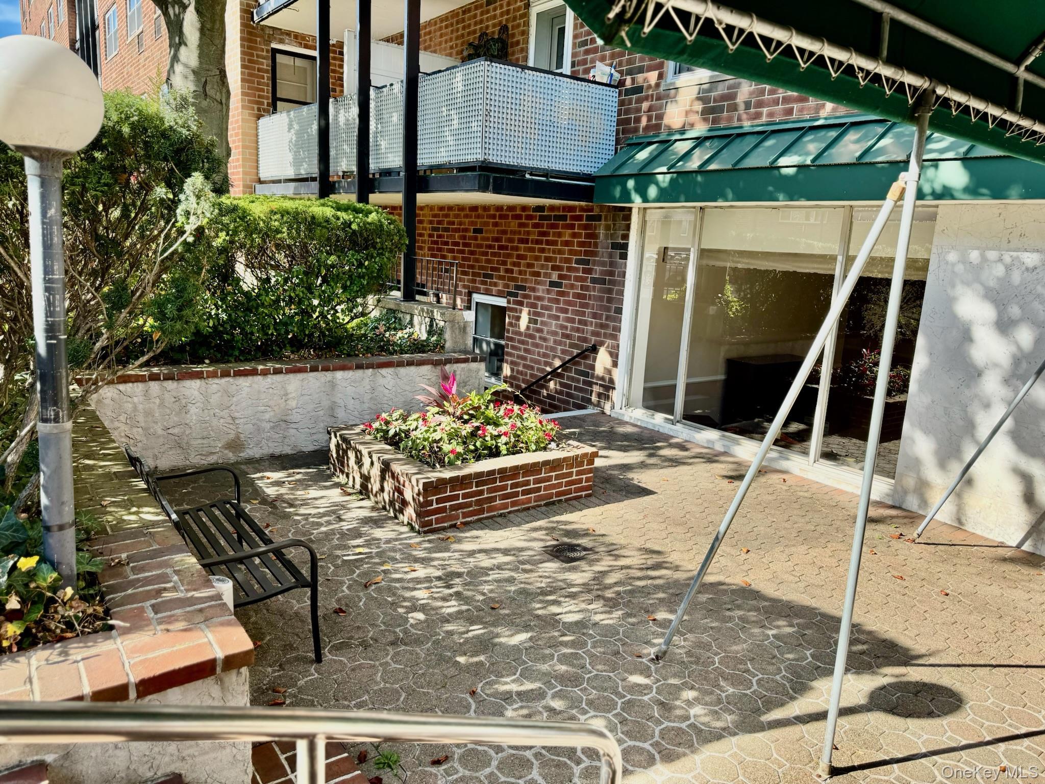 Coop Lincoln Nassau County, NY 11501, MLS-976001-2