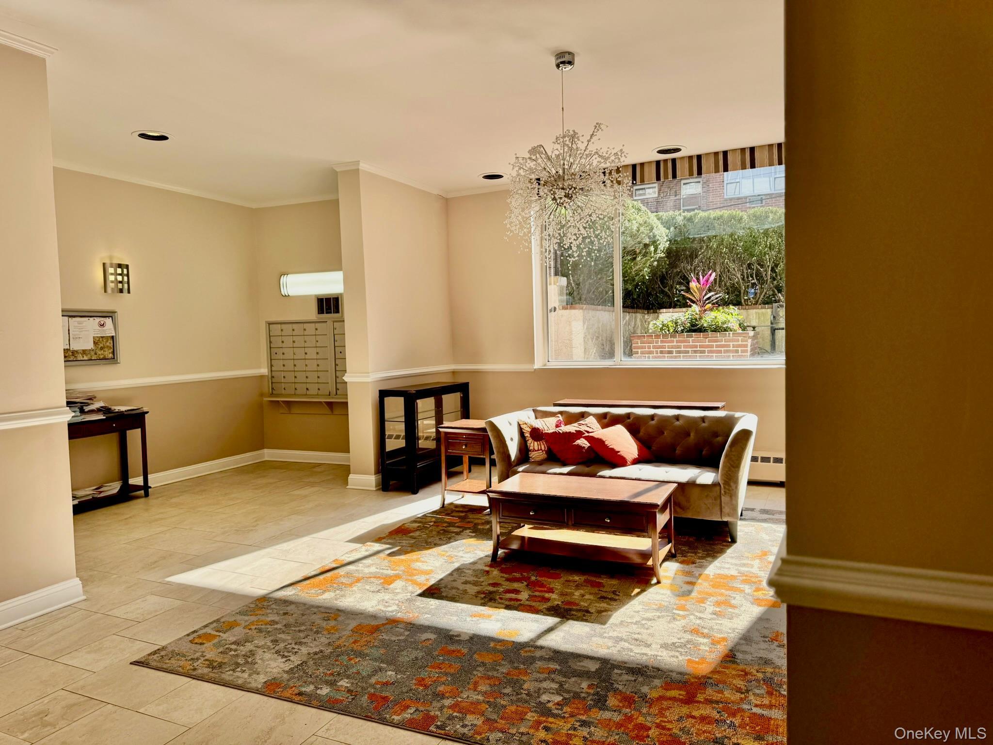 Coop Lincoln Nassau County, NY 11501, MLS-976001-4