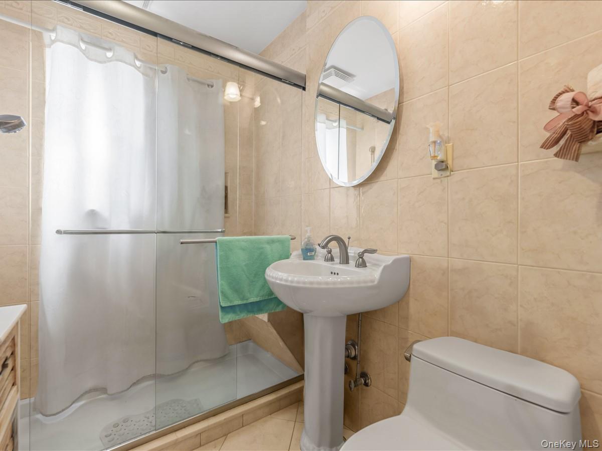 Single Family 138th Street Queens, NY 11367, MLS-976002-10