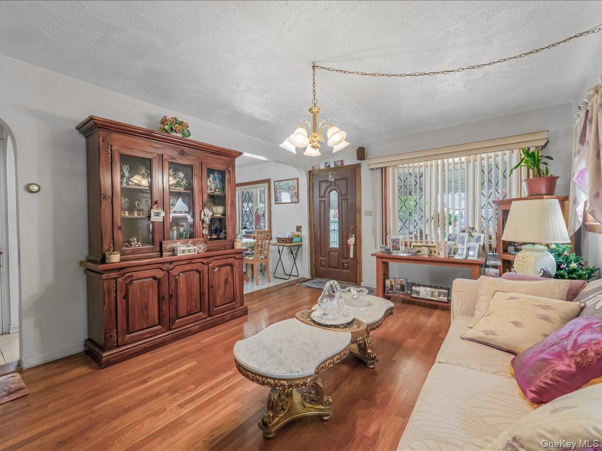 Single Family 138th Street Queens, NY 11367, MLS-976002-5