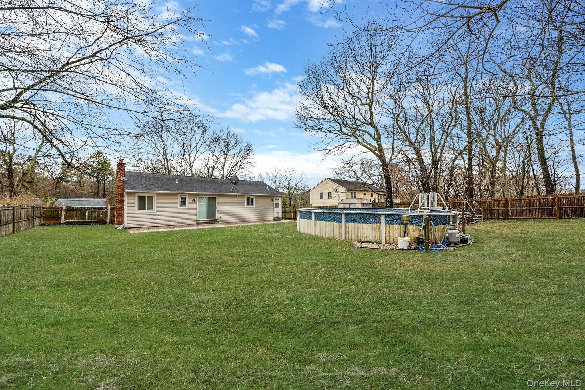 Single Family Carr  Suffolk County, NY 11763, MLS-976013-13