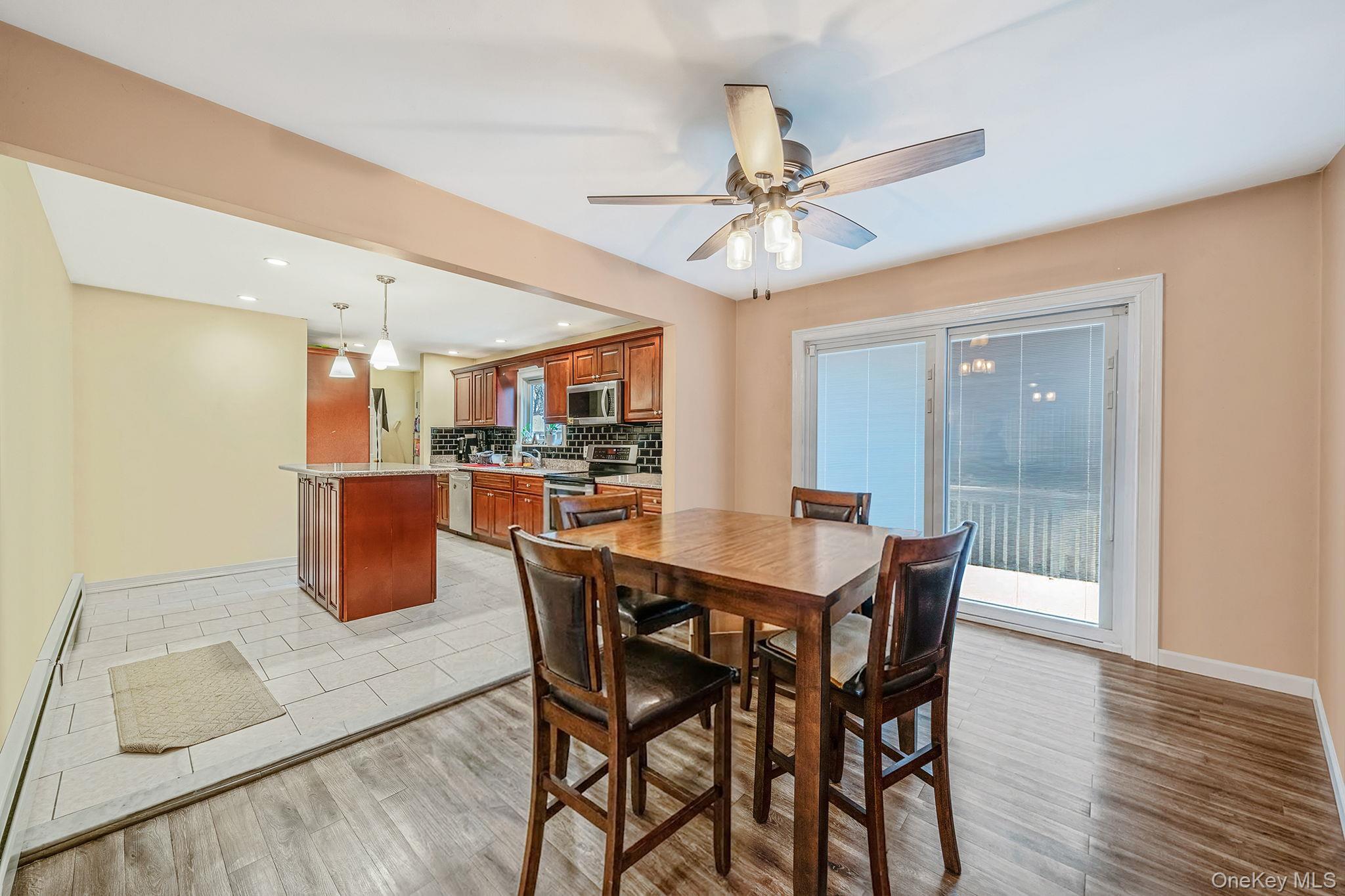 Single Family Carr  Suffolk County, NY 11763, MLS-976013-4