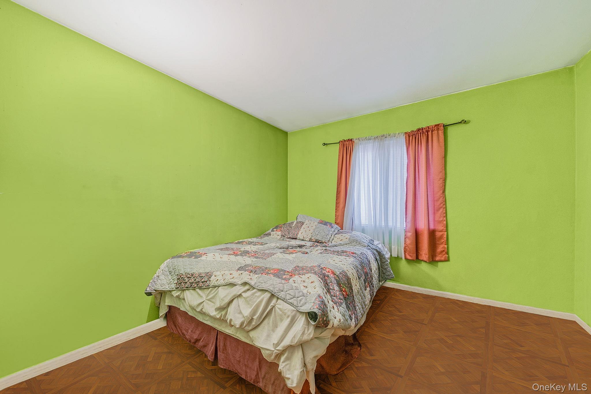 Single Family Carr  Suffolk County, NY 11763, MLS-976013-9