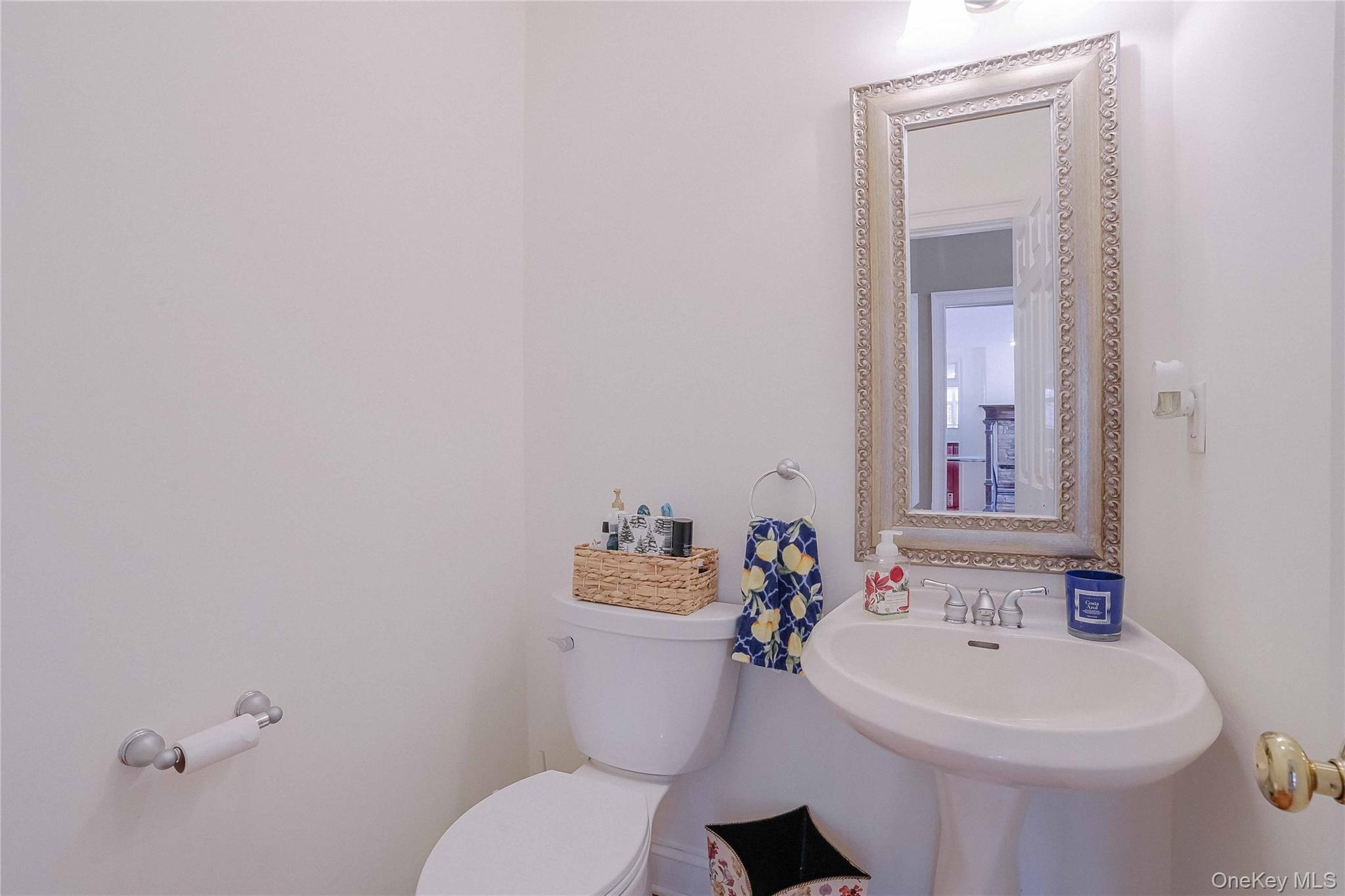 Single Family Southbury  Out Of Area, NY 06783, MLS-976015-16