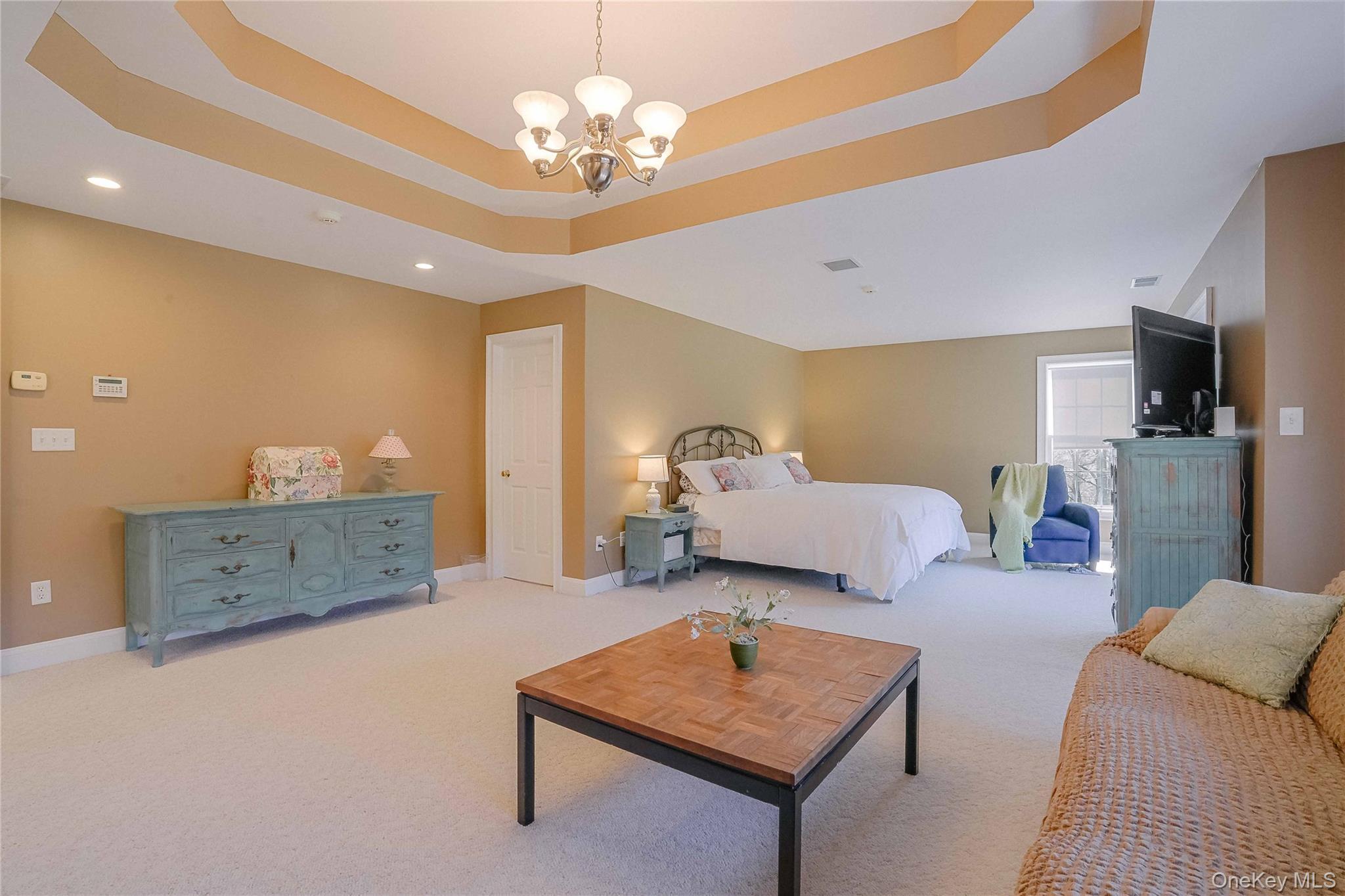 Single Family Southbury  Out Of Area, NY 06783, MLS-976015-20