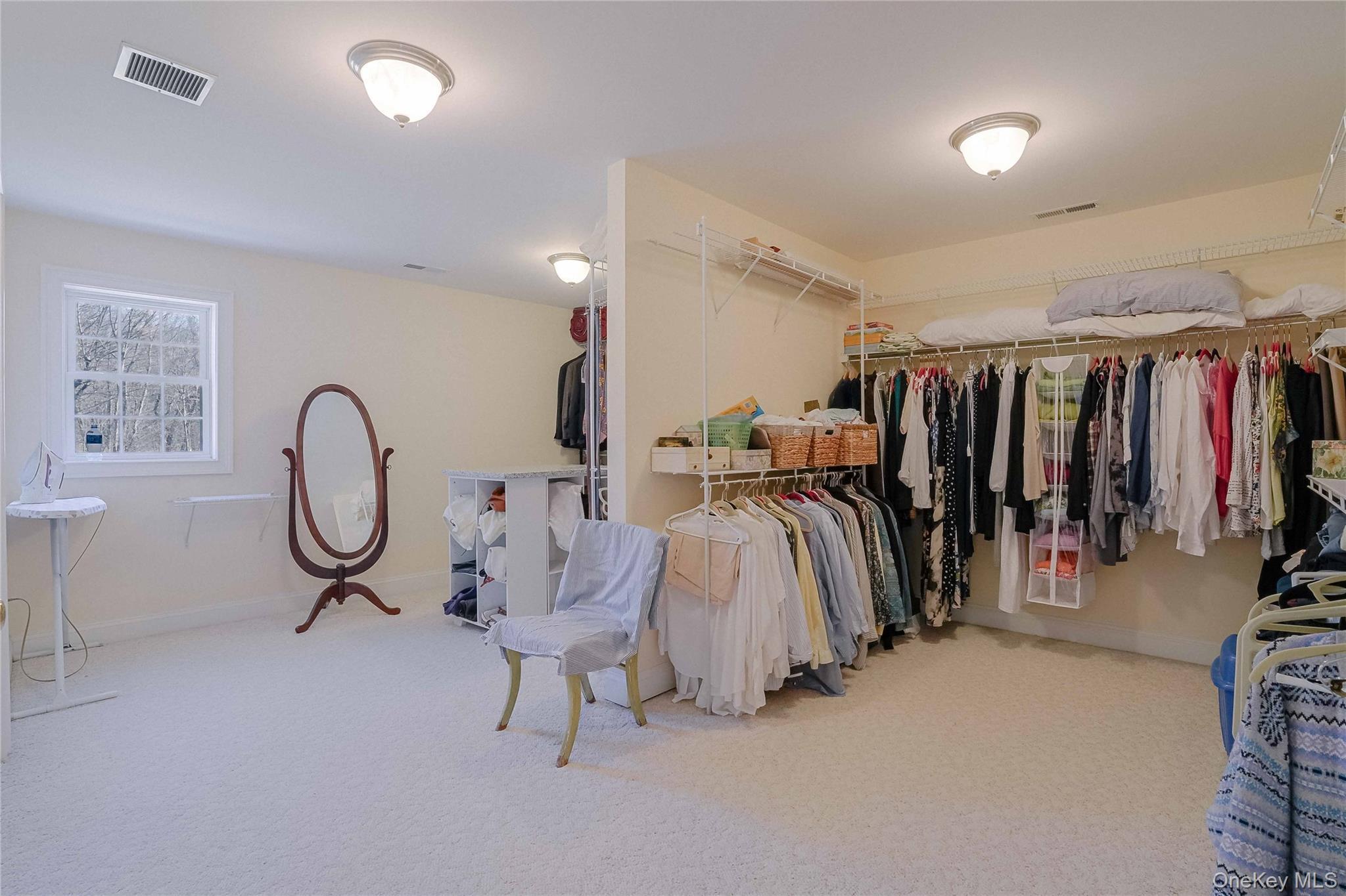 Single Family Southbury  Out Of Area, NY 06783, MLS-976015-22