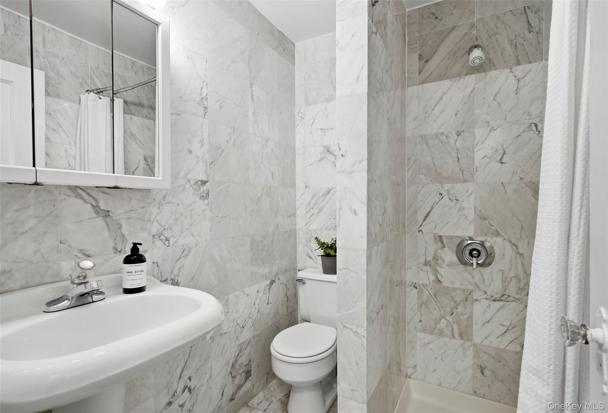 Coop Davis  Westchester County, NY 10580, MLS-976025-17