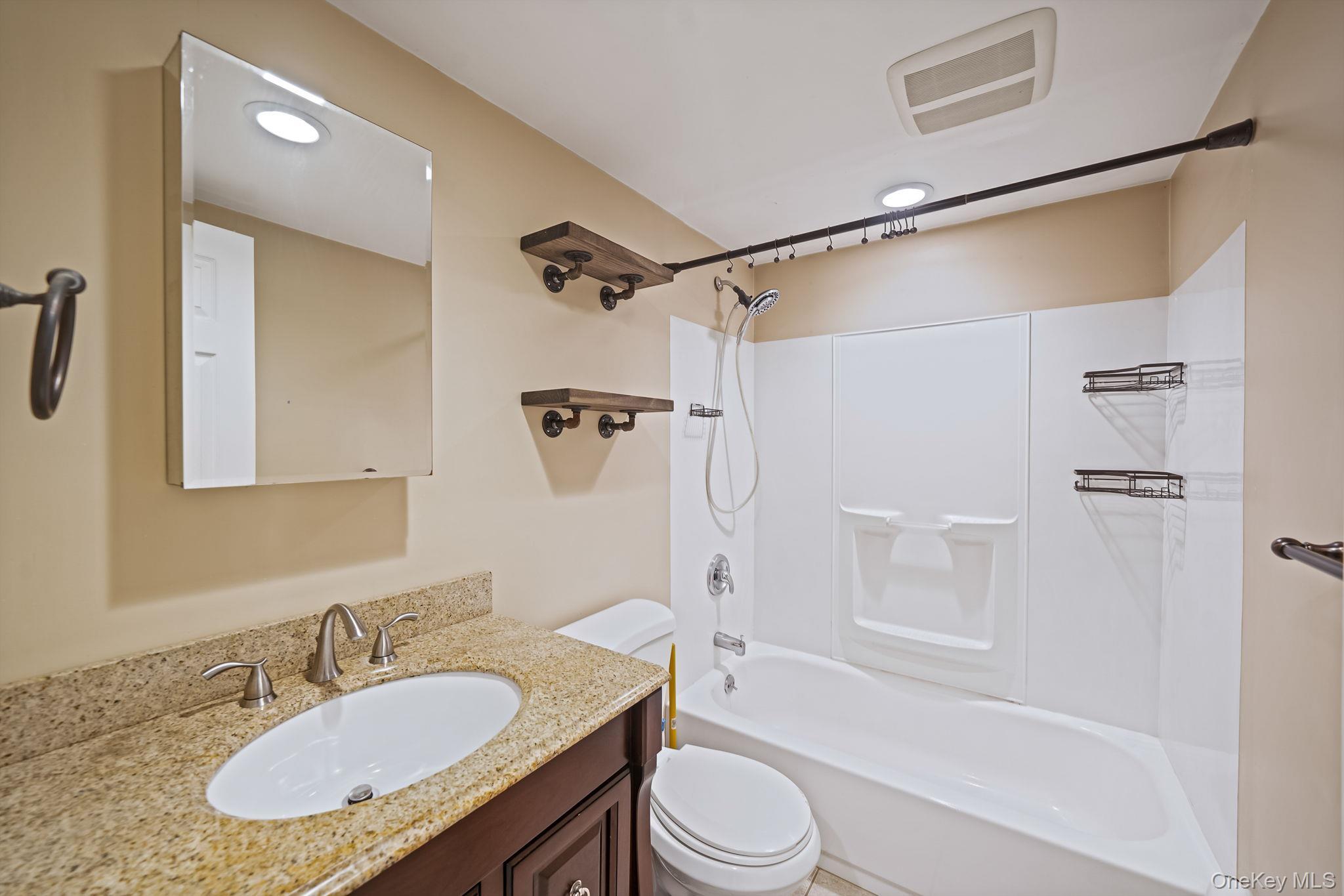 Single Family Friendship  Suffolk County, NY 11778, MLS-976027-27