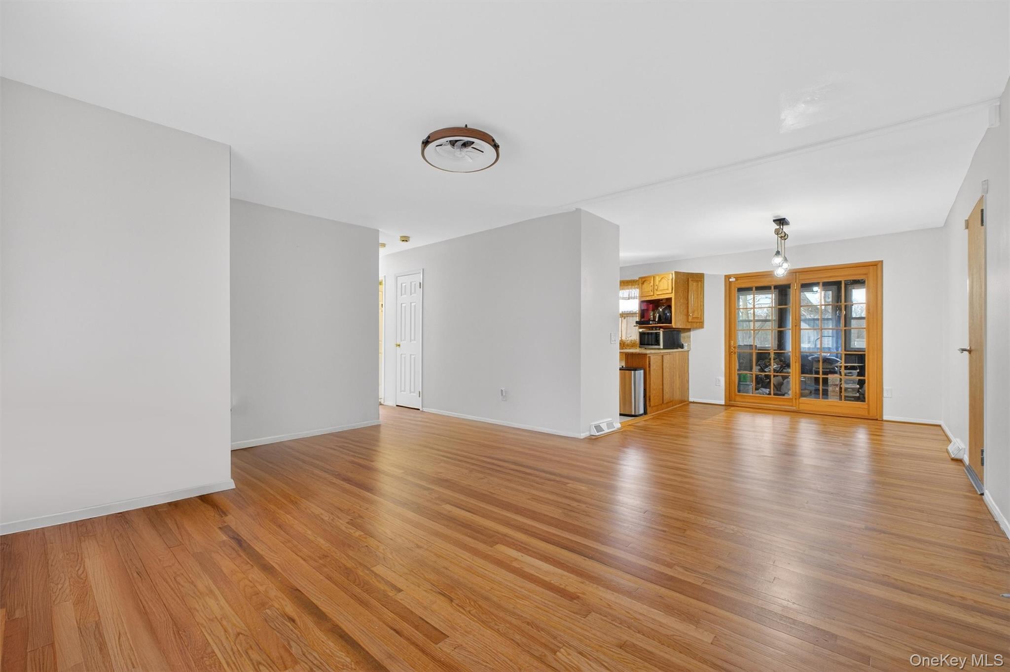 Single Family Cardinal  Dutchess County, NY 12601, MLS-976033-10