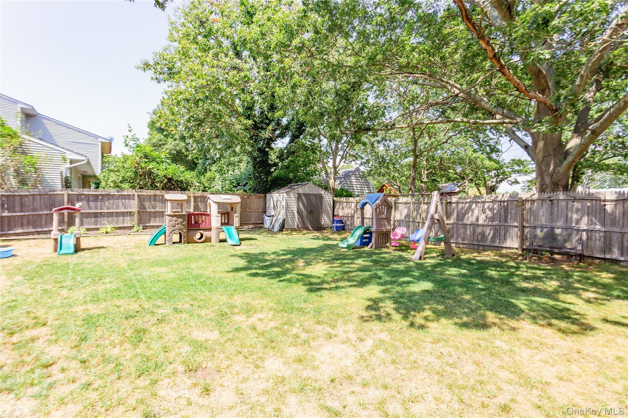 Single Family Summit  Suffolk County, NY 11772, MLS-976036-18