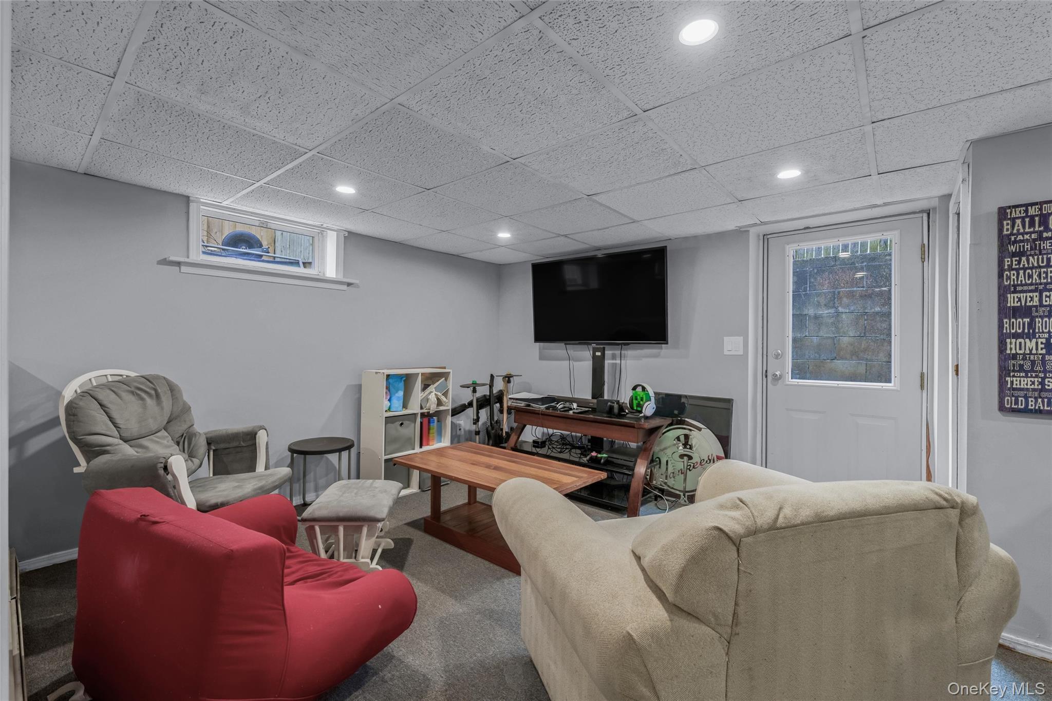 Single Family Summit  Suffolk County, NY 11772, MLS-976036-23