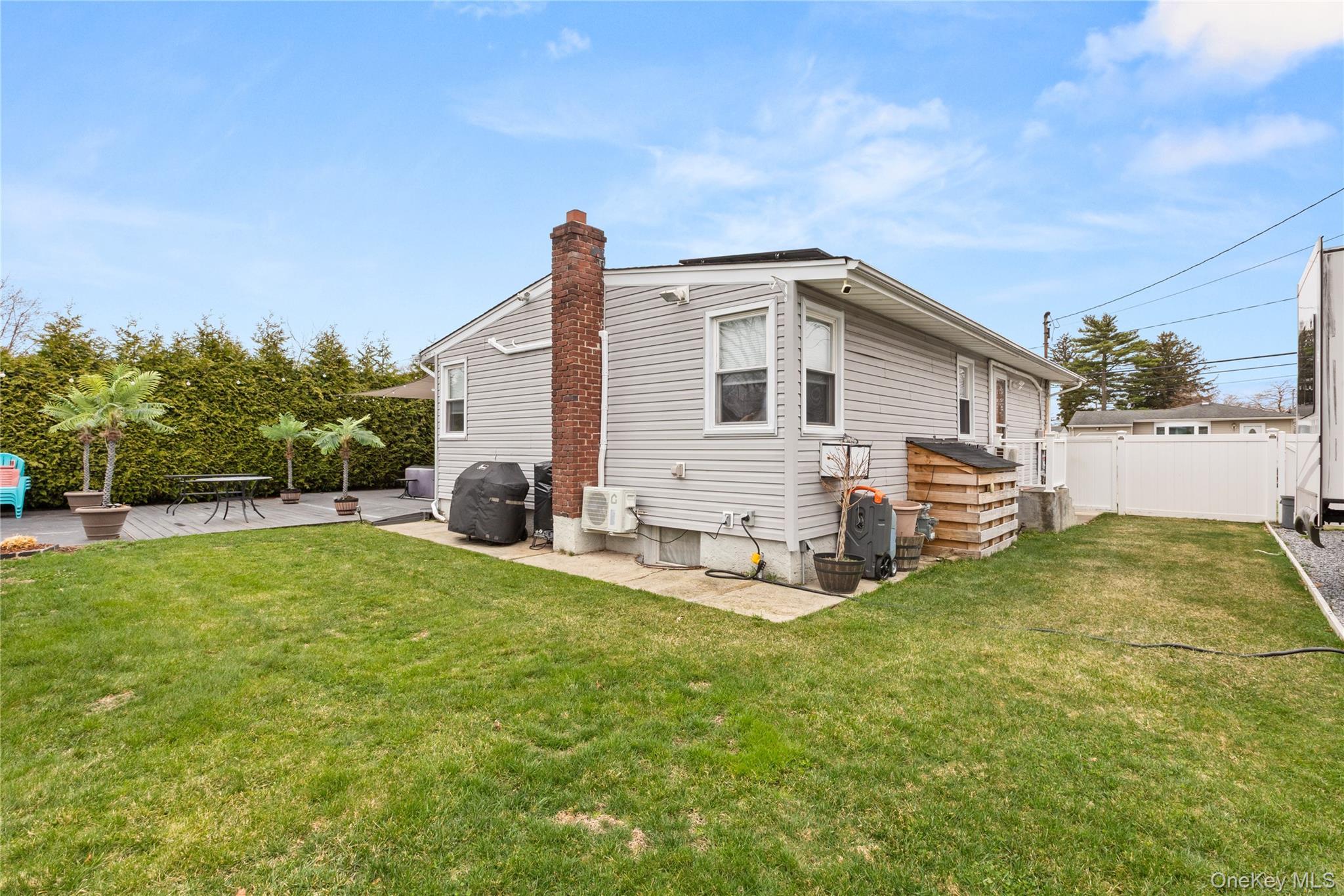 Single Family Montgomery  Suffolk County, NY 11704, MLS-976046-13