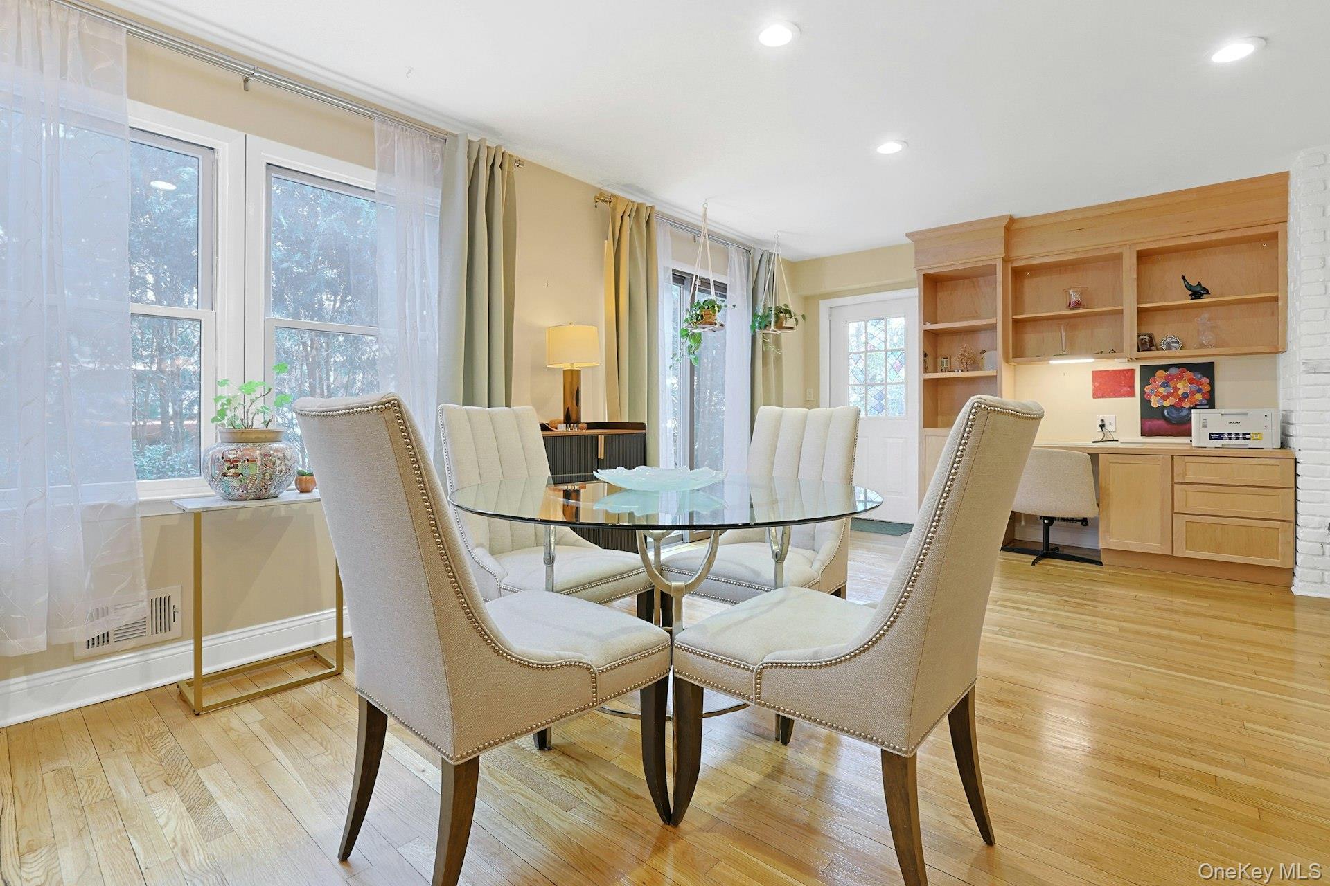 Coop Purchase  Westchester County, NY 10580, MLS-976047-16