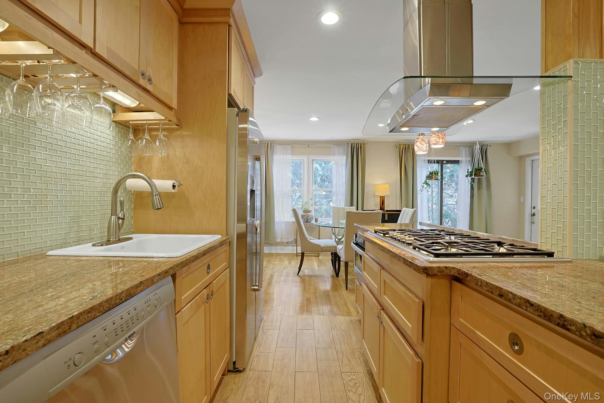 Coop Purchase  Westchester County, NY 10580, MLS-976047-4